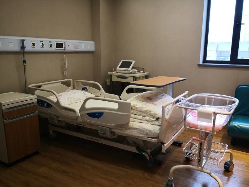 三代谁做试管代怀妈妈包生男孩费用大概多少？价格10万左右？